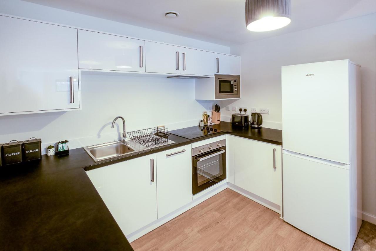 Luton Modern Serviced Accommodation For Contractors, Relocators, Professionals, Tourists And Students - Akugi Homes Esterno foto