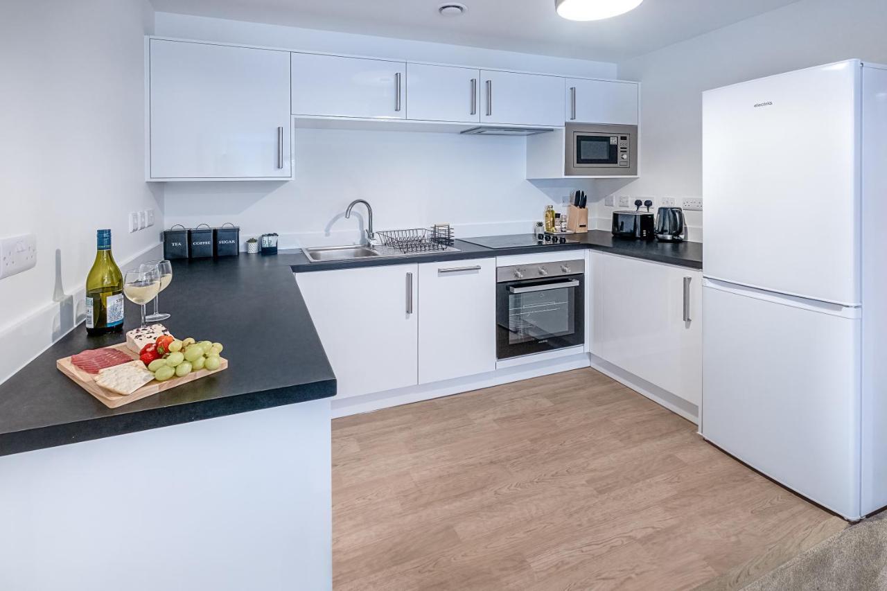 Luton Modern Serviced Accommodation For Contractors, Relocators, Professionals, Tourists And Students - Akugi Homes Esterno foto